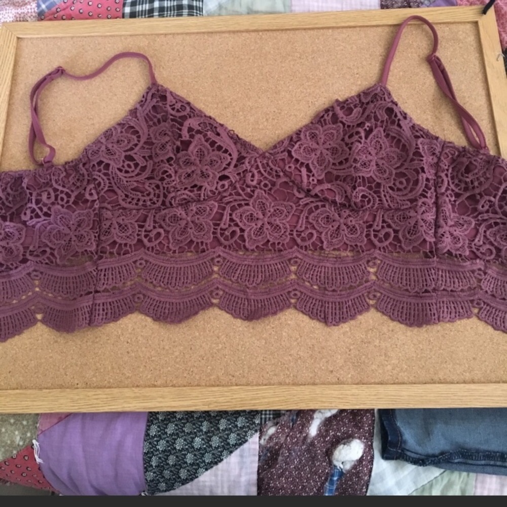 Berry/ purple crotchet crop top. LA Hearts PacSun